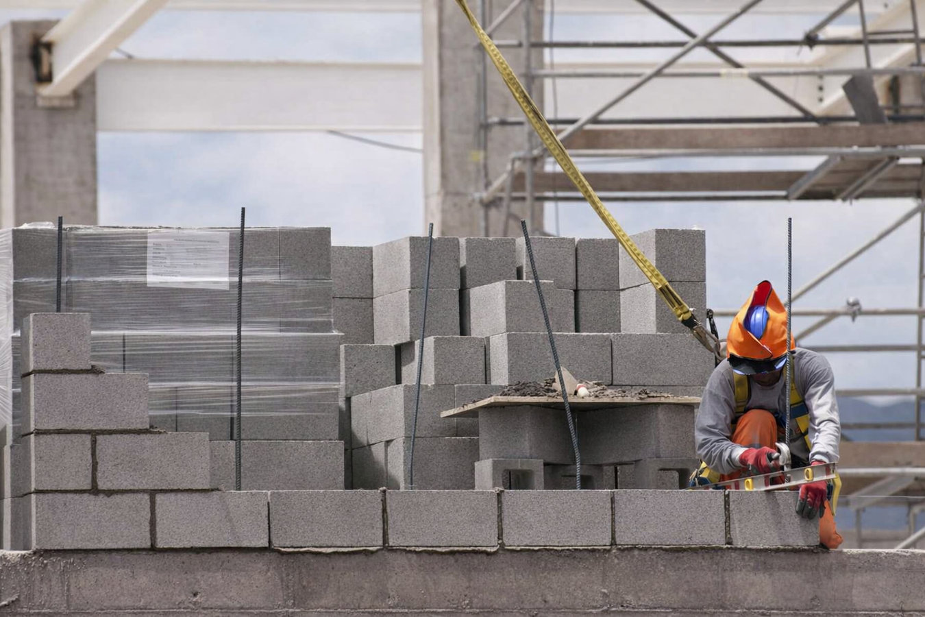 Foundation block wall installation in Spring Hill, FL